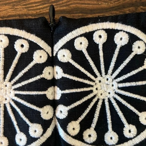 BODEN EMBROIDERED COTTON MINI SKIRT BLACK/WHITE SIZE 6P - Picture 5 of 7